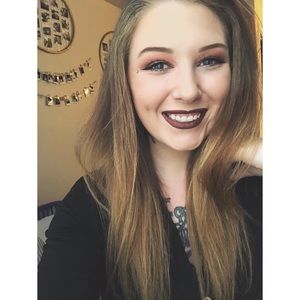 Meet your Posher, Brittany